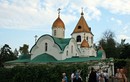 У Никольского храма